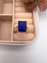 Load image into Gallery viewer, Square fine cut crystal Seductive Collection ring