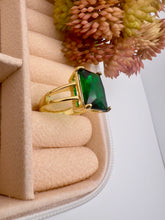 Load image into Gallery viewer, Square fine cut crystal Seductive Collection ring