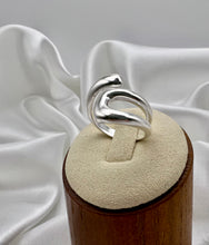 Load image into Gallery viewer, Chunky geometric adjustable silver plated ring