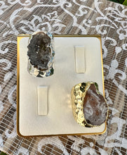 Load image into Gallery viewer, Natural agate stone ring