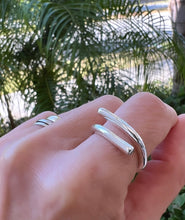 Load image into Gallery viewer, Chunky geometric adjustable silver plated ring