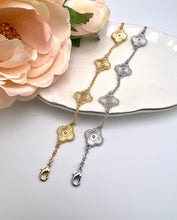 Load image into Gallery viewer, Four clover inspiration VC bracelet
