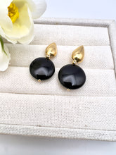 Load image into Gallery viewer, Black agate coin drop base earrings
