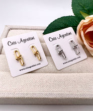Load image into Gallery viewer, Tiny light tify link earrings
