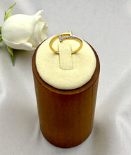 Load image into Gallery viewer, Tiffy thin delicate ring

