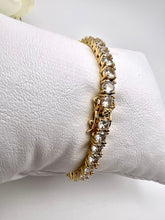 Load image into Gallery viewer, Cz diamond 4mm bracelet with lock clasp
