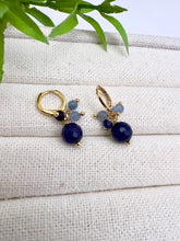 Load image into Gallery viewer, Jade sapphire small hoop earrings
