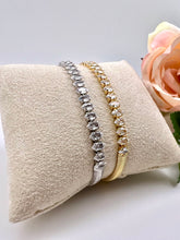 Load image into Gallery viewer, German thread and crystal navettes bracelet

