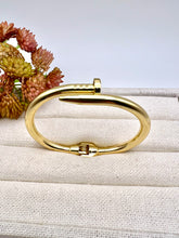 Load image into Gallery viewer, Classic thick luxury nail  bracelet
