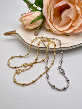 Load image into Gallery viewer, Mouse tail bracelet with small balls like jewelry
