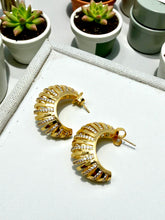 Load image into Gallery viewer, Curvy bulbous sripped cz detail earrings
