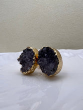 Load image into Gallery viewer, Druzy oval earrings
