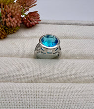 Load image into Gallery viewer, High quality round blue crystal  ring
