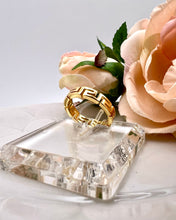 Load image into Gallery viewer, king Versa inspired ring
