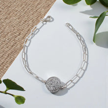 Load image into Gallery viewer, Saint Bento carter links bracelet
