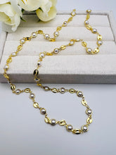 Load image into Gallery viewer, Long necklace with pearl and design link
