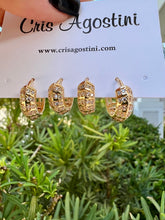 Load image into Gallery viewer, Set of 2 misoni detail gold plated hoop earrings
