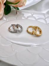 Load image into Gallery viewer, Delicate small Versa inspired hoop earrings

