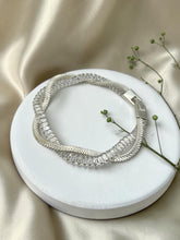 Load image into Gallery viewer, Interwoven baguette bracelet jewelry clasp
