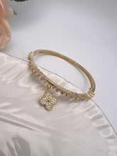 Load image into Gallery viewer, Fine zirconia bracelet with studded VC pendant
