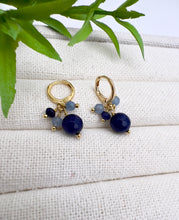 Load image into Gallery viewer, Jade sapphire small hoop earrings
