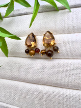 Load image into Gallery viewer, Crystal drop earrings and tiger eye
