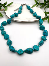 Load image into Gallery viewer, Short natural turquoise gem stones necklace

