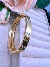 Load image into Gallery viewer, Thinner luxury CT cz bracelet cz detail
