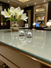 Load image into Gallery viewer, Diamond-shaped earrings half pearl detail
