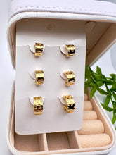 Load image into Gallery viewer, Set of 3 checkered earrings for 3 ear holes
