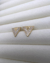 Load image into Gallery viewer, Famous brand VV triangle earrings
