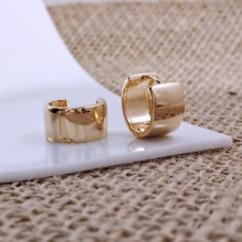 Load image into Gallery viewer, Plain wide basic gold plated hoop earrings
