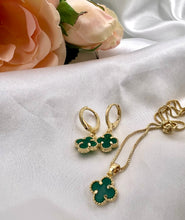 Load image into Gallery viewer, Mini VC clover jewelry set
