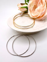 Load image into Gallery viewer, Classic 2,5&#39; very thin tube hoop earrings
