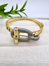 Load image into Gallery viewer, Luxury set of bracelet and ring exclusive Seductive Collection
