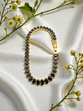 Load image into Gallery viewer, Cz color tennis box clasp bracelet
