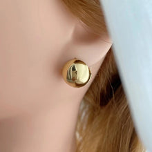 Load image into Gallery viewer, Clip-on round stud earrings
