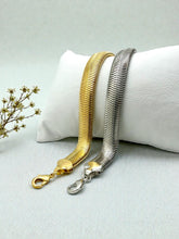 Load image into Gallery viewer, Thick mesh German 10mm thread bracelet
