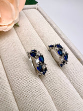 Load image into Gallery viewer, Classic princess high quality cz diamond earrings
