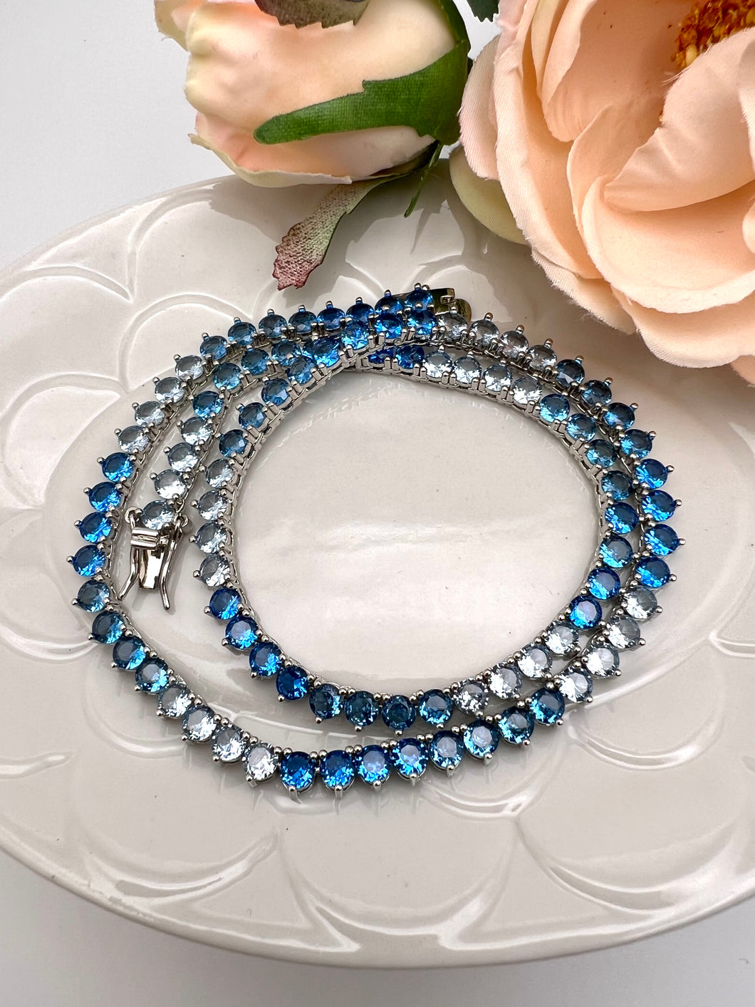 Tennis choker necklace 3 prongs 4mm cz light colors