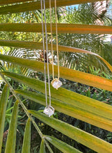 Load image into Gallery viewer, Classic light point 5mm necklace
