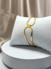 Load image into Gallery viewer, Double ribbon bracelet
