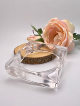 Load image into Gallery viewer, Square transparent crystal shine resin bracelet
