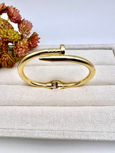 Load image into Gallery viewer, Classic thick luxury nail  bracelet
