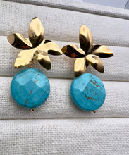 Load image into Gallery viewer, Turquoise jade coin flower base earrings
