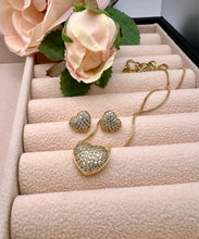 Load image into Gallery viewer, High quality small heart cz studded Valentina set
