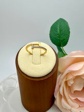 Load image into Gallery viewer, Tiffy thin delicate ring
