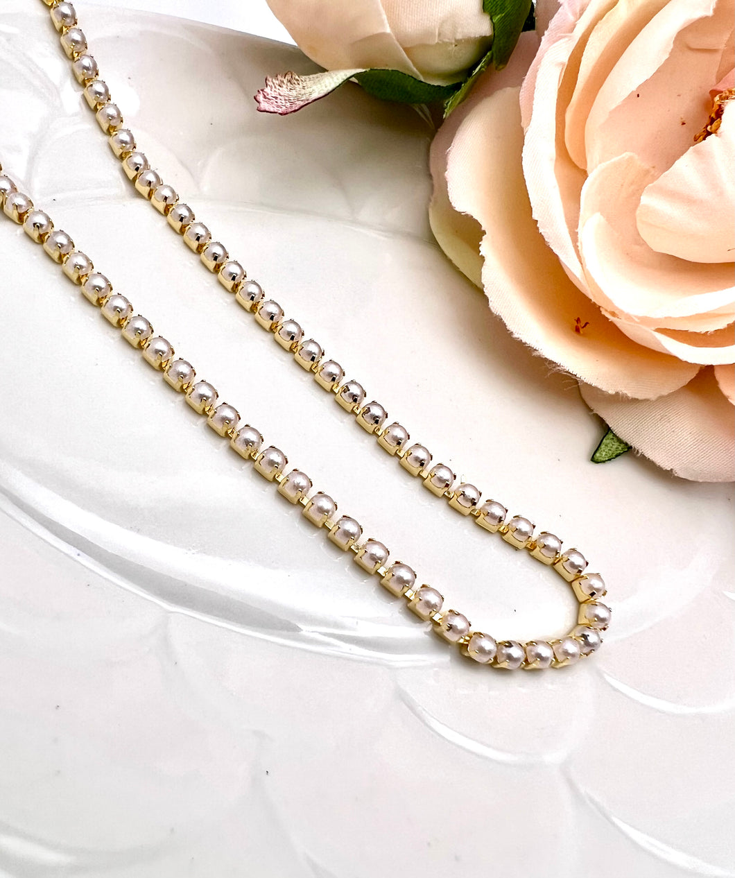 Mini pearl imitation choker necklace