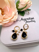 Load image into Gallery viewer, Drop crystal black and mini shell hoop earrings
