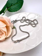 Load image into Gallery viewer, Vintage classic  rope chain 2.5 mm necklace
